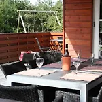 Lovely Whirlpool House For 8 People *