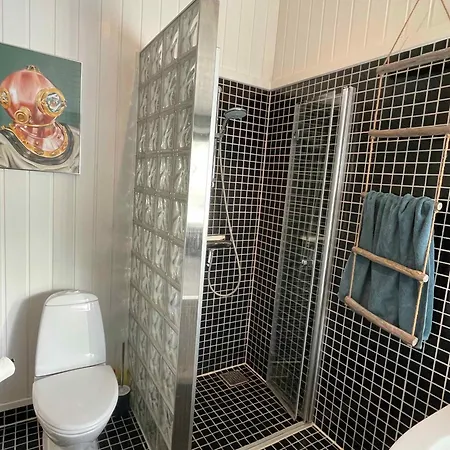 Дом отдыха Lovely Whirlpool House For 8 People