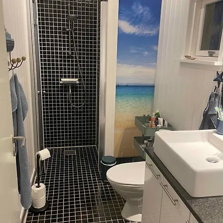 Lovely Whirlpool House For 8 People Дом отдыха *