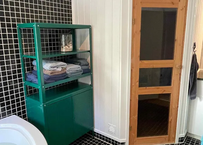 Lovely Whirlpool House For 8 People * Ольбек