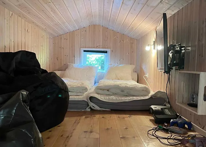 Lovely Whirlpool House For 8 People