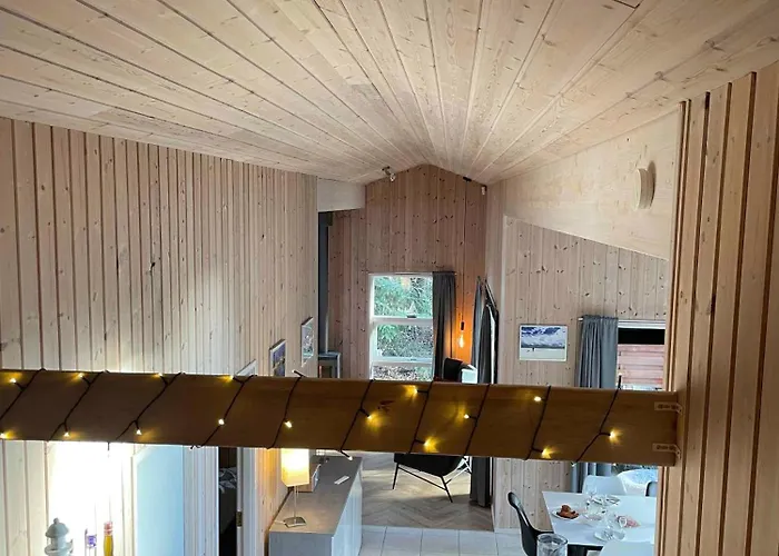 Lovely Whirlpool House For 8 People